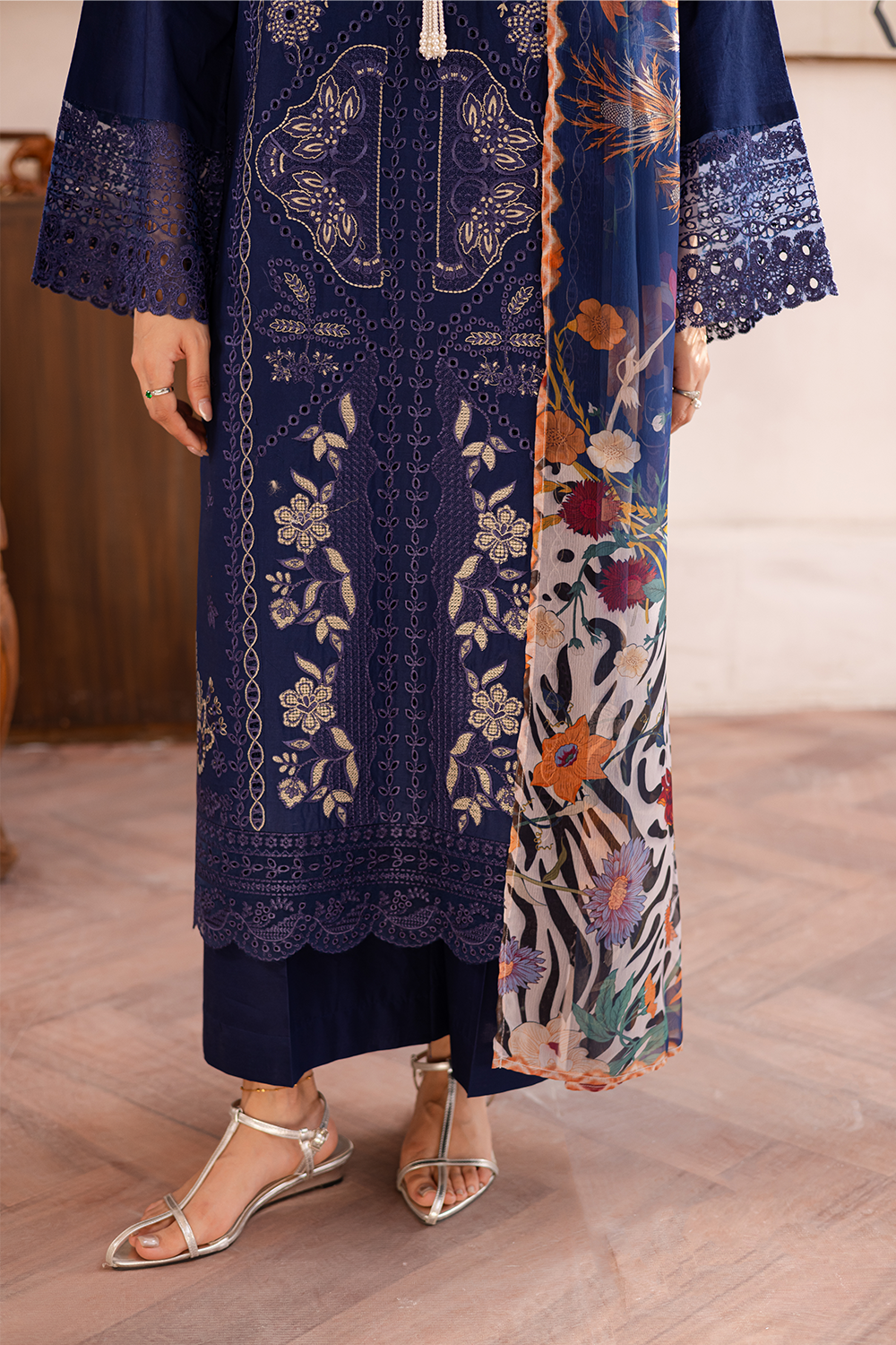 Embroidered Lawn - FL-25-01