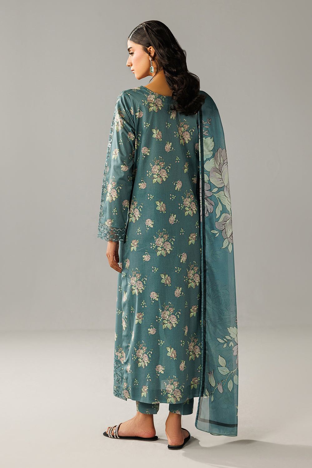 Embroidered Lawn DT-26-16