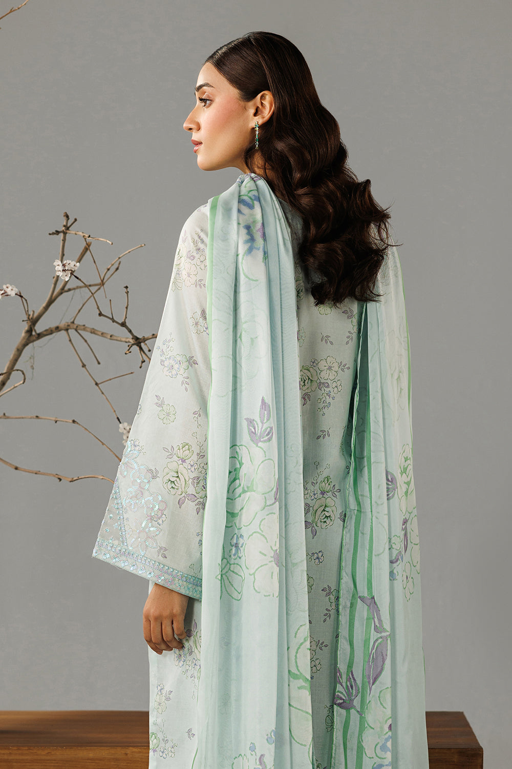 Embroidered Lawn DT-26-11