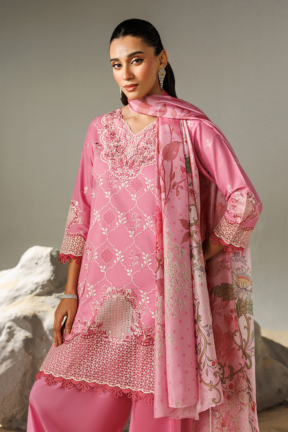 Embroidered Lawn MJ-26-11