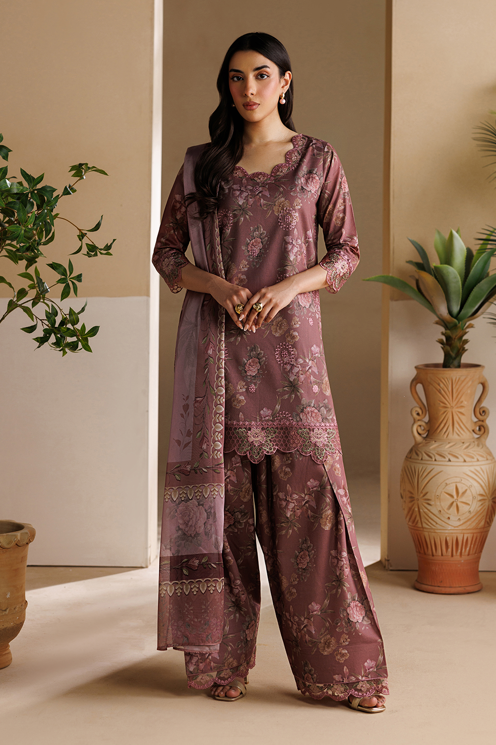 Embroidered Lawn DT-26-20