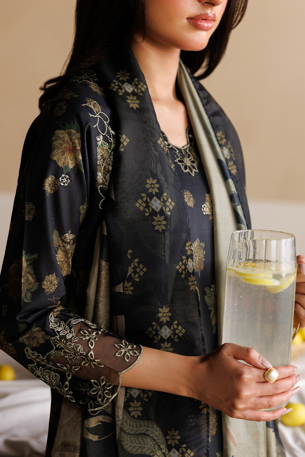 Embroidered Lawn DT-26-27
