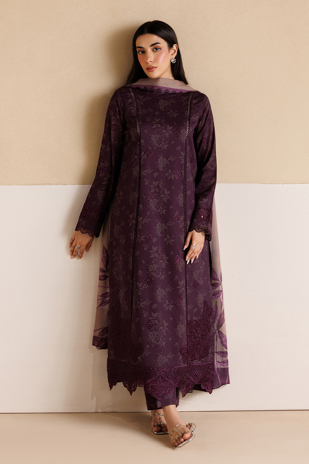 Embroidered Lawn DT-26-26