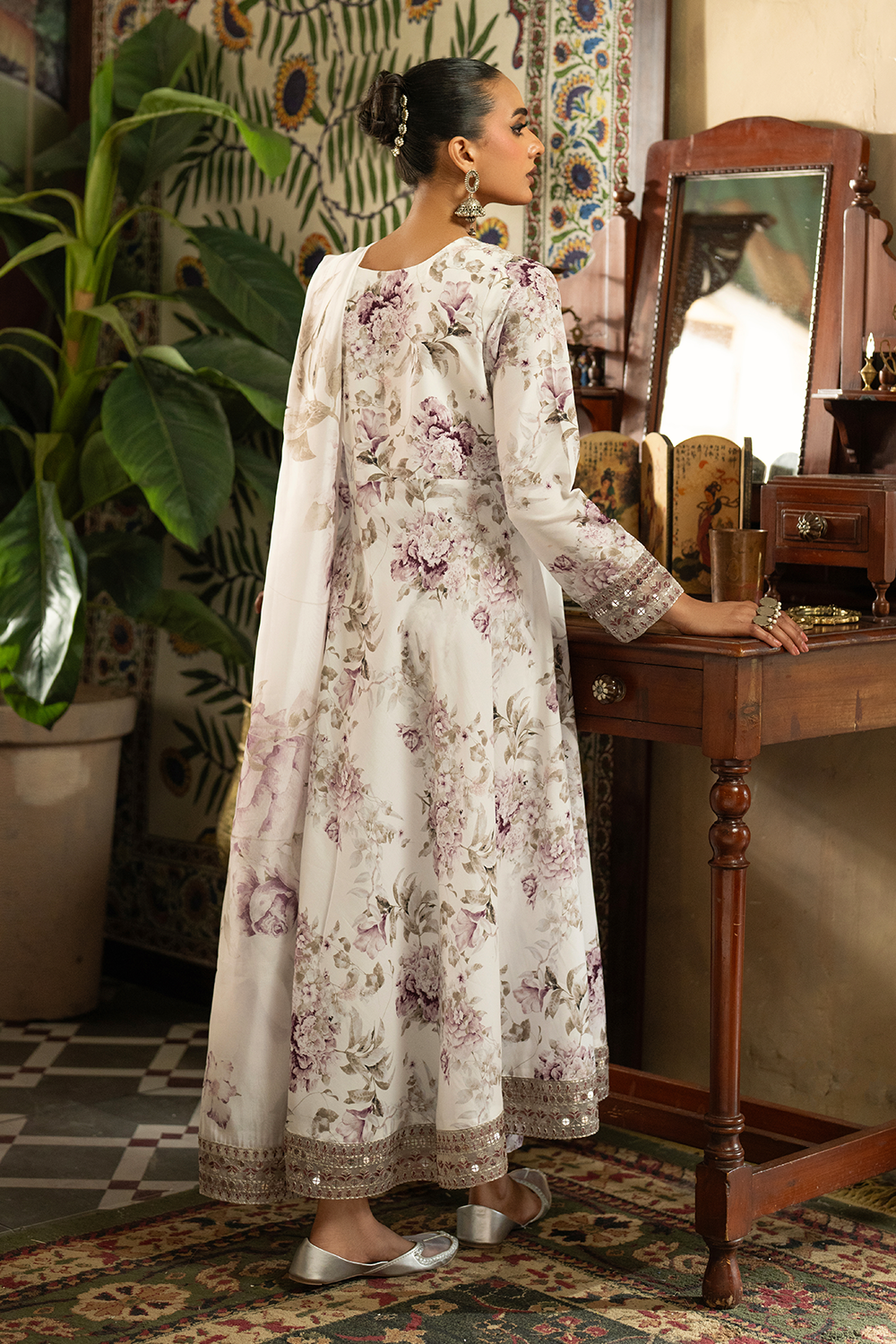 Embroidered Silk Lawn SL-25-04