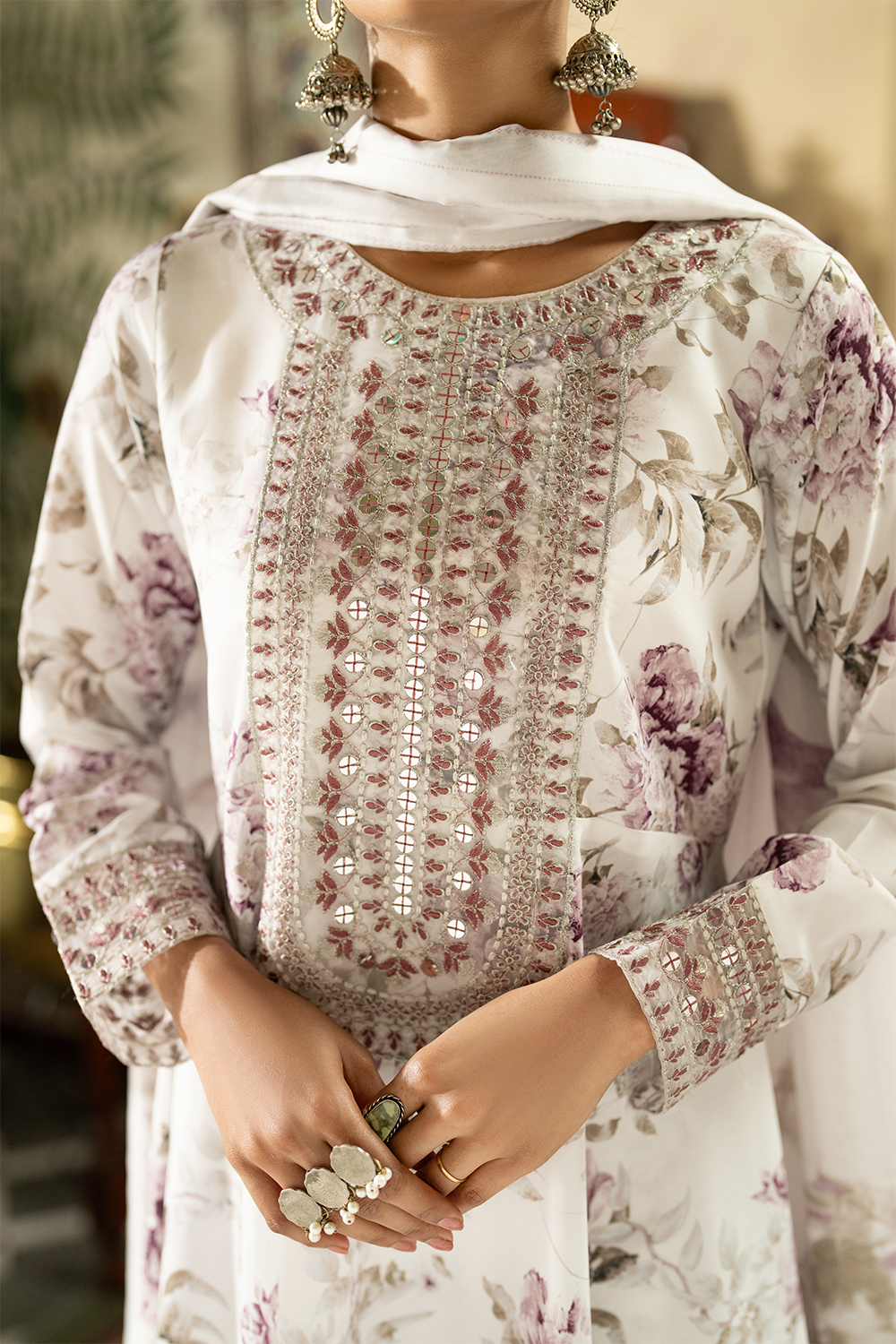 Embroidered Silk Lawn SL-25-04