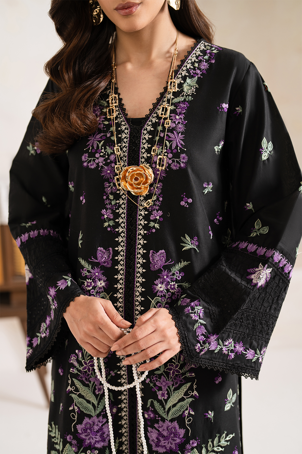 Embroidered Lawn MJ-25-05