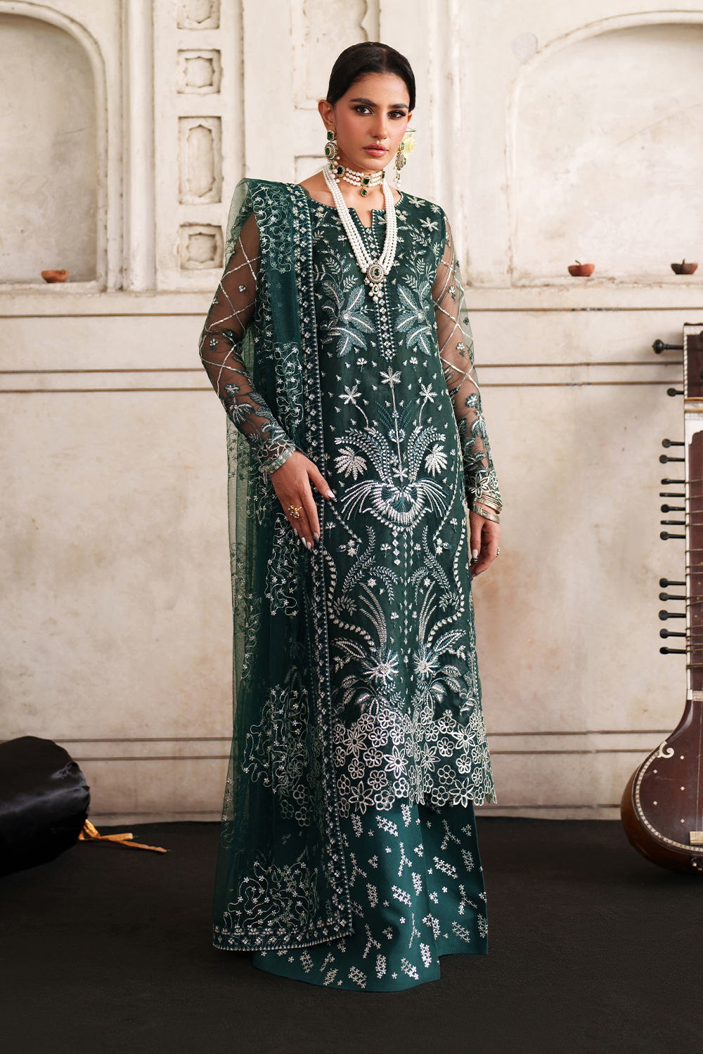 Embroidered Net EL-01