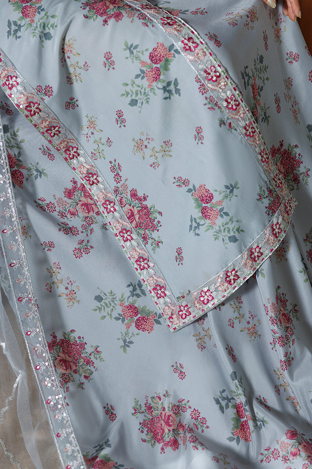 Embroidered Silk Blend SL-26-21
