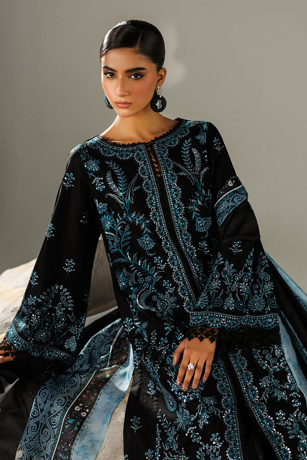 Embroidered Lawn MJ-26-16