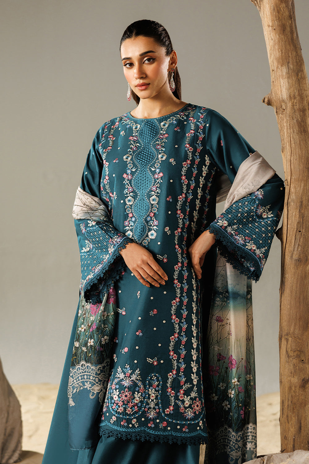 Embroidered Lawn MJ-26-10