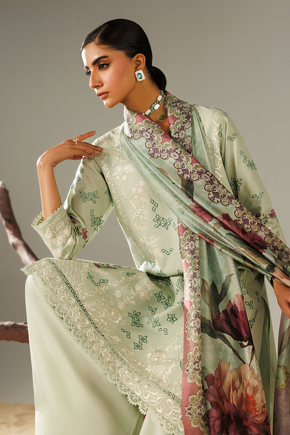 Embroidered Lawn MJ-26-13