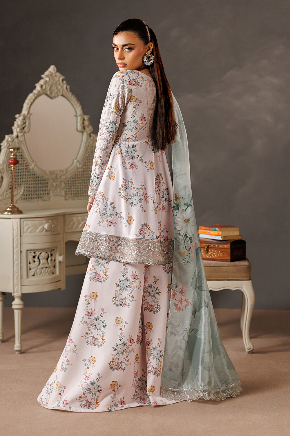 Embroidered Blend Silk SL-26-09