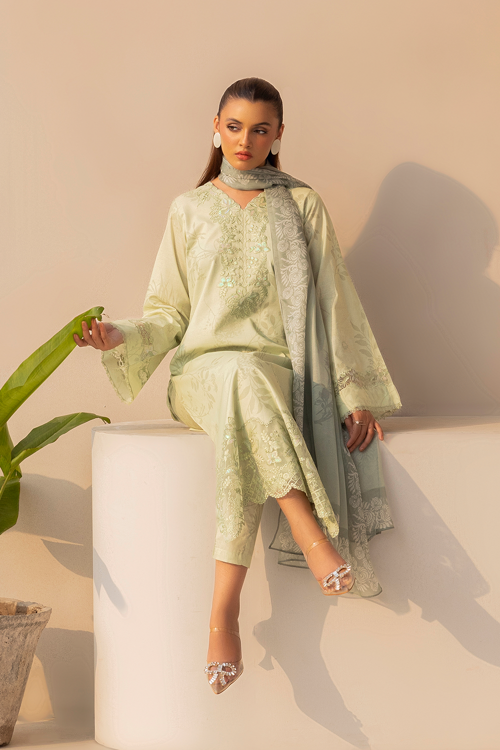 Embroidered Lawn - DT-25-05