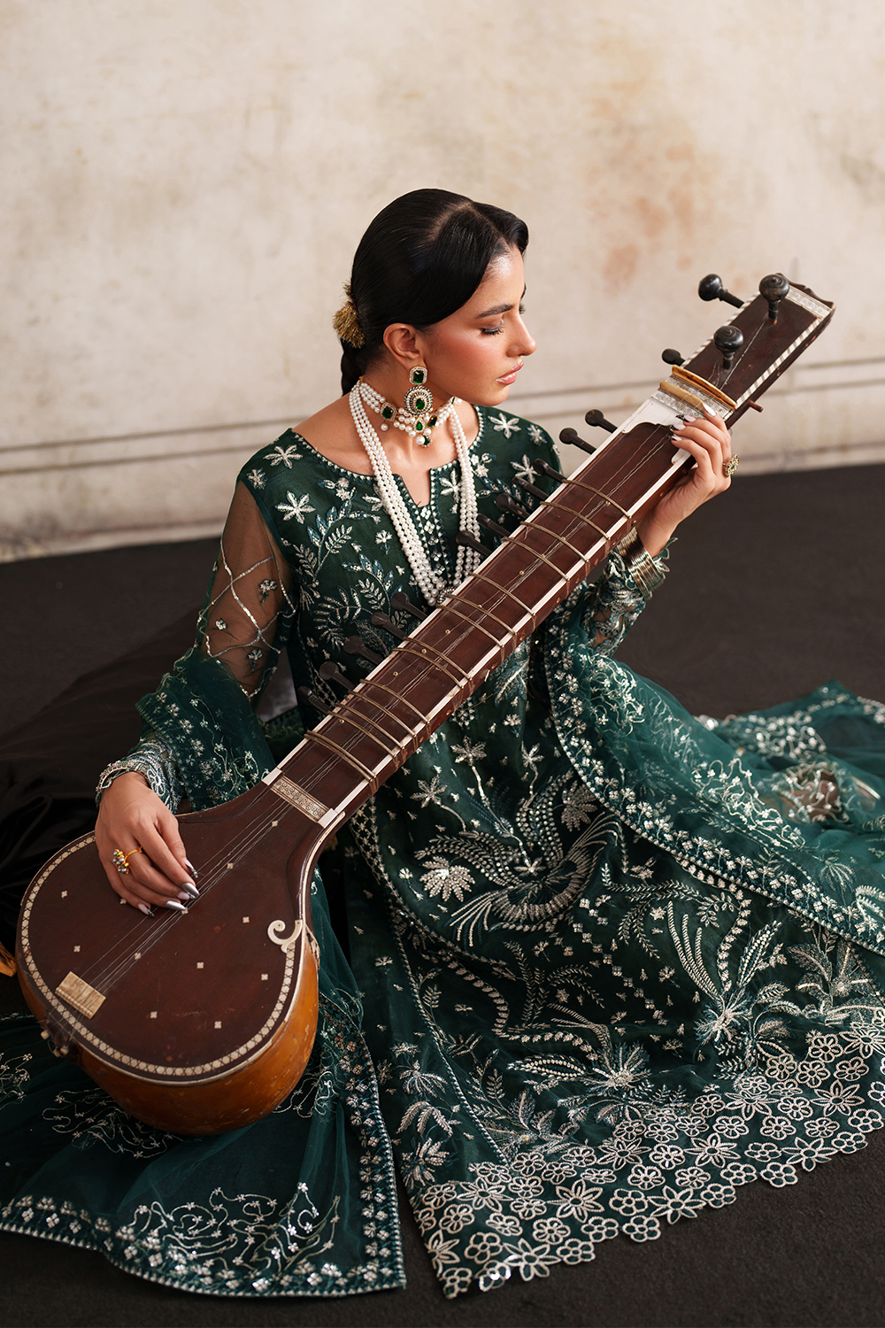 Embroidered Net EL-01