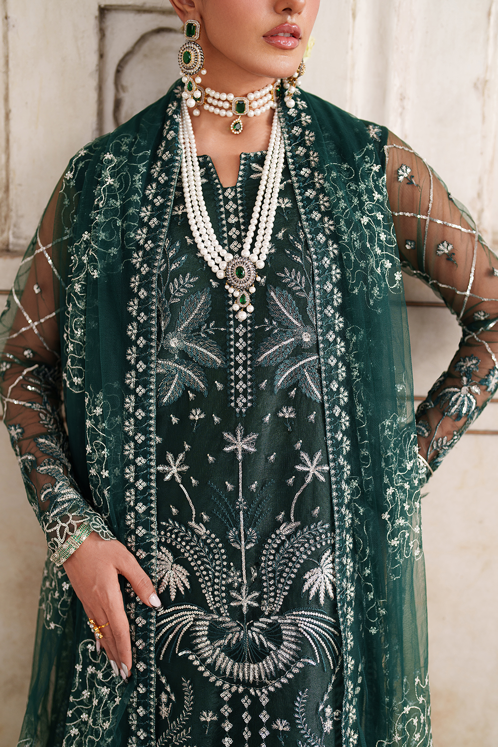 Embroidered Net EL-01