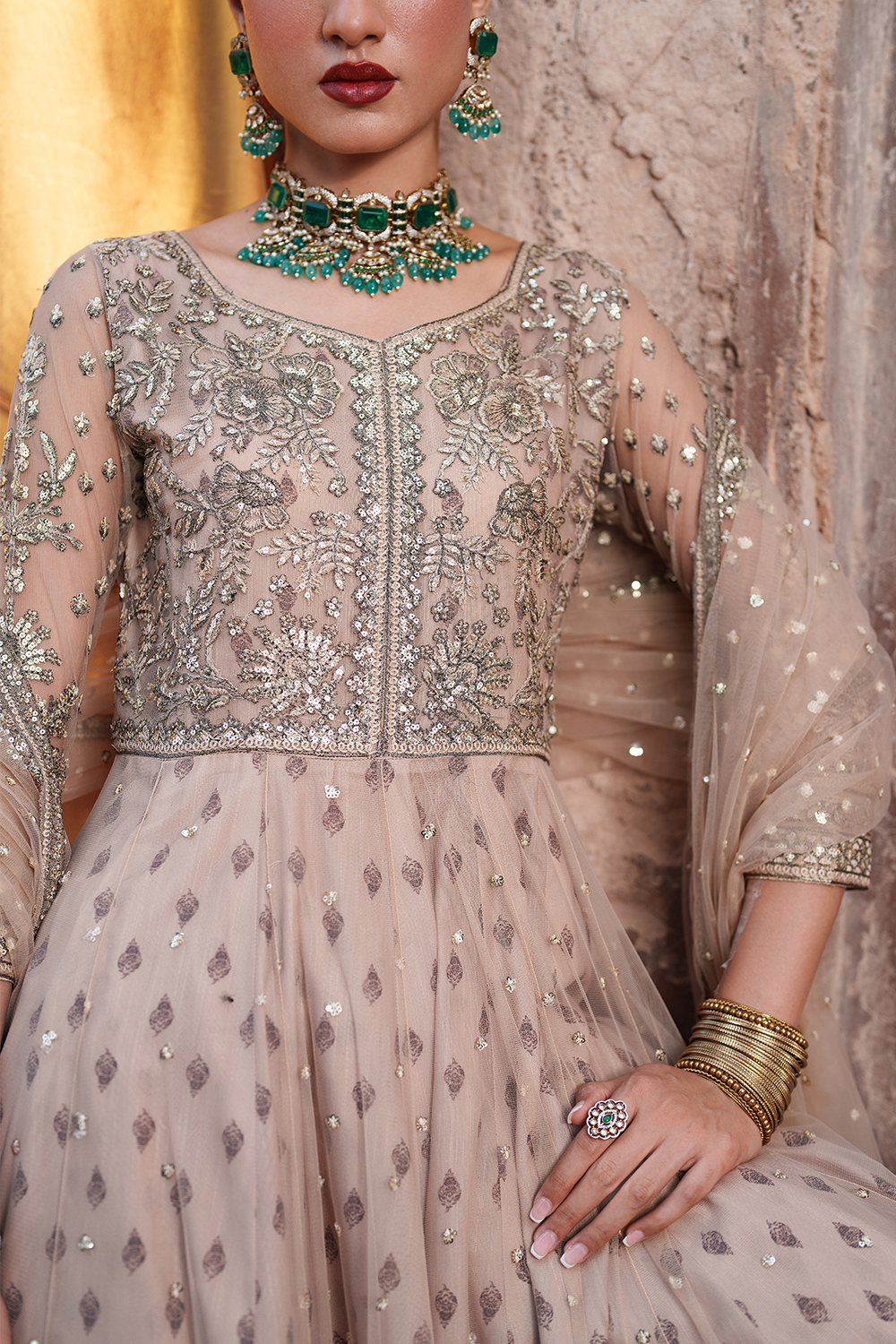 Embroidered Net EL-08