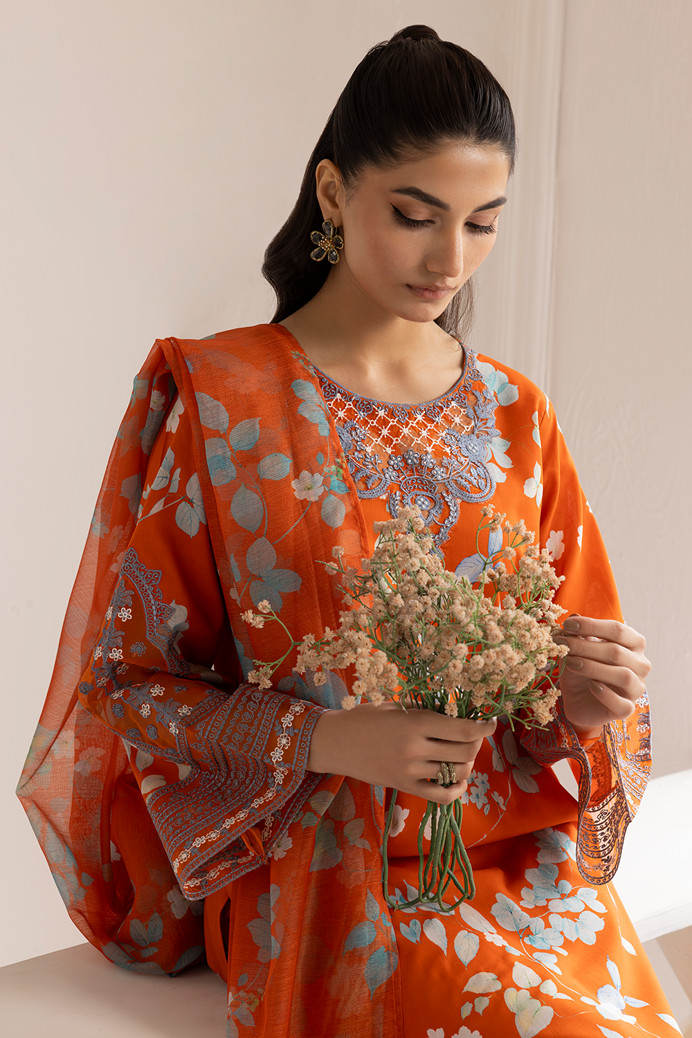 Embroidered lawn DT-23-14