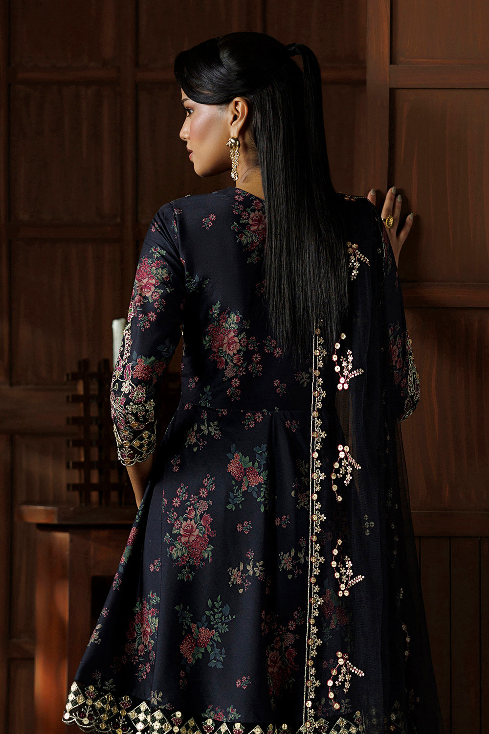 Embroidered Silk Blend SL-26-18