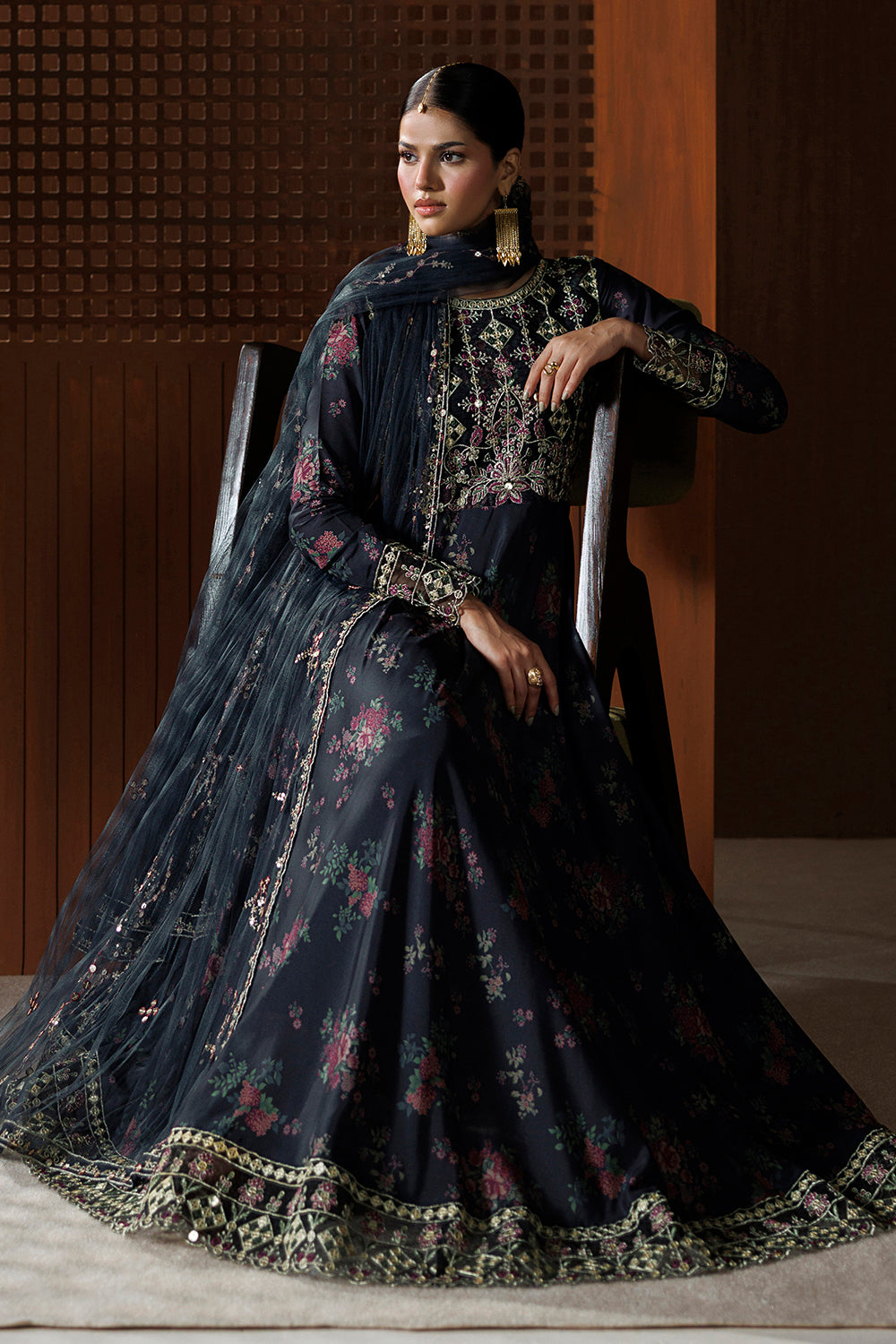 Embroidered Silk Blend SL-26-19