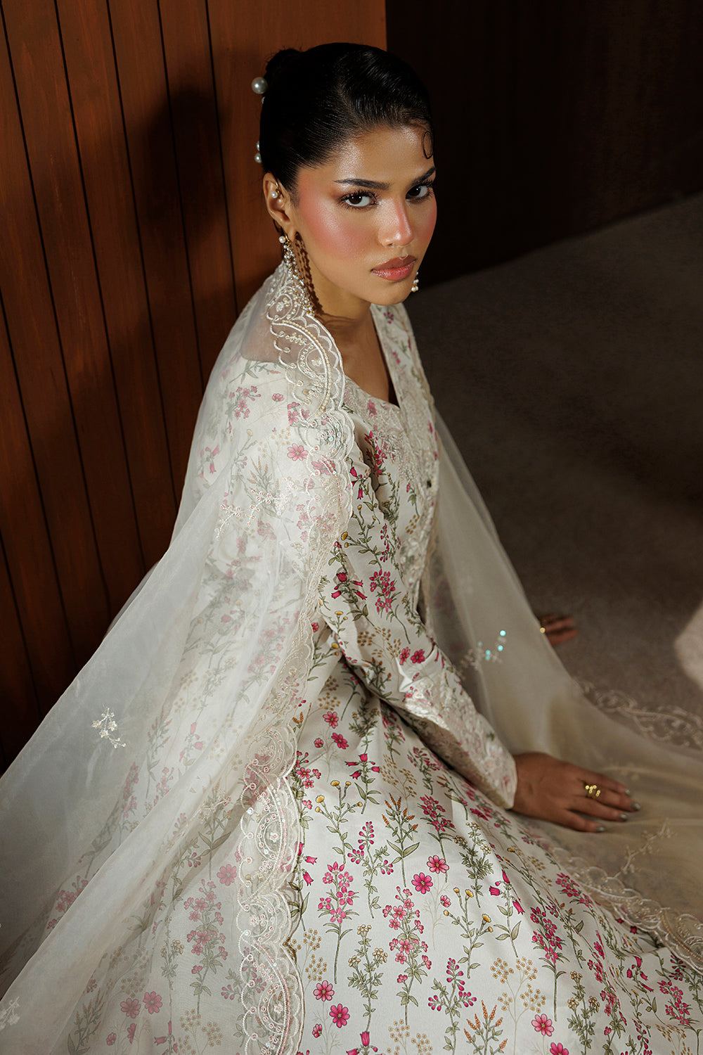 Embroidered Silk Blend SL-26-24