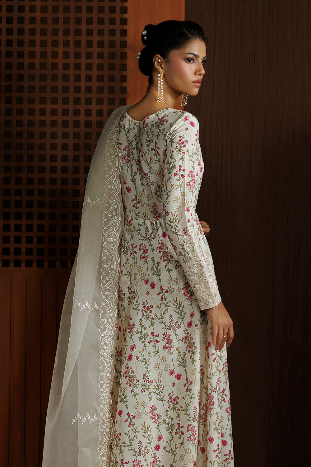 Embroidered Silk Blend SL-26-24